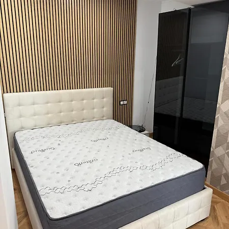 Apartment Luxury Flat-downtown 2